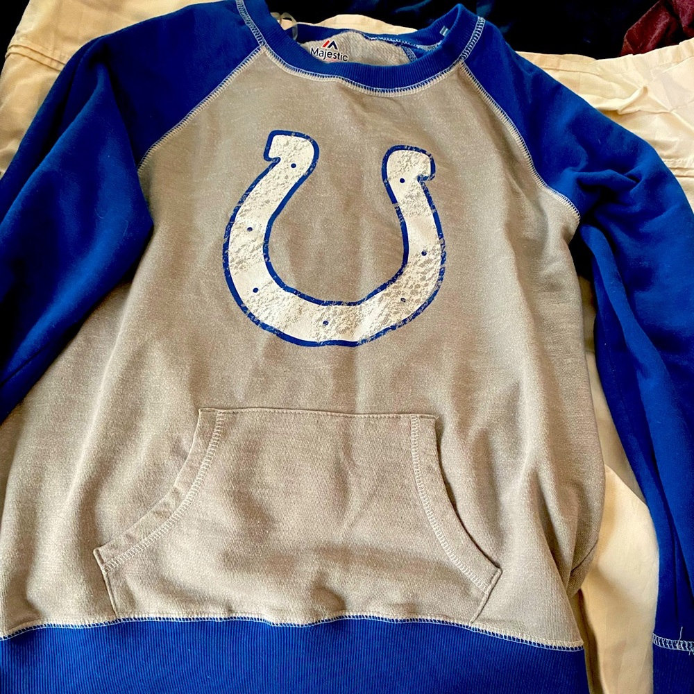 Colts women’s sweatshirt